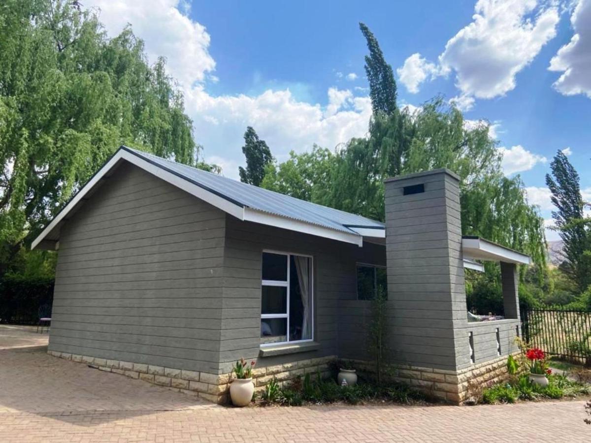 Mont Rouge Hotel Clarens Exterior foto